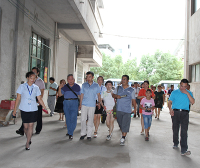 江浙滬協(xié)會領(lǐng)導(dǎo)及企業(yè)代表蒞臨上海納美鞋業(yè)江西泰和廠區(qū)，共探勞動保護用品市場新機遇